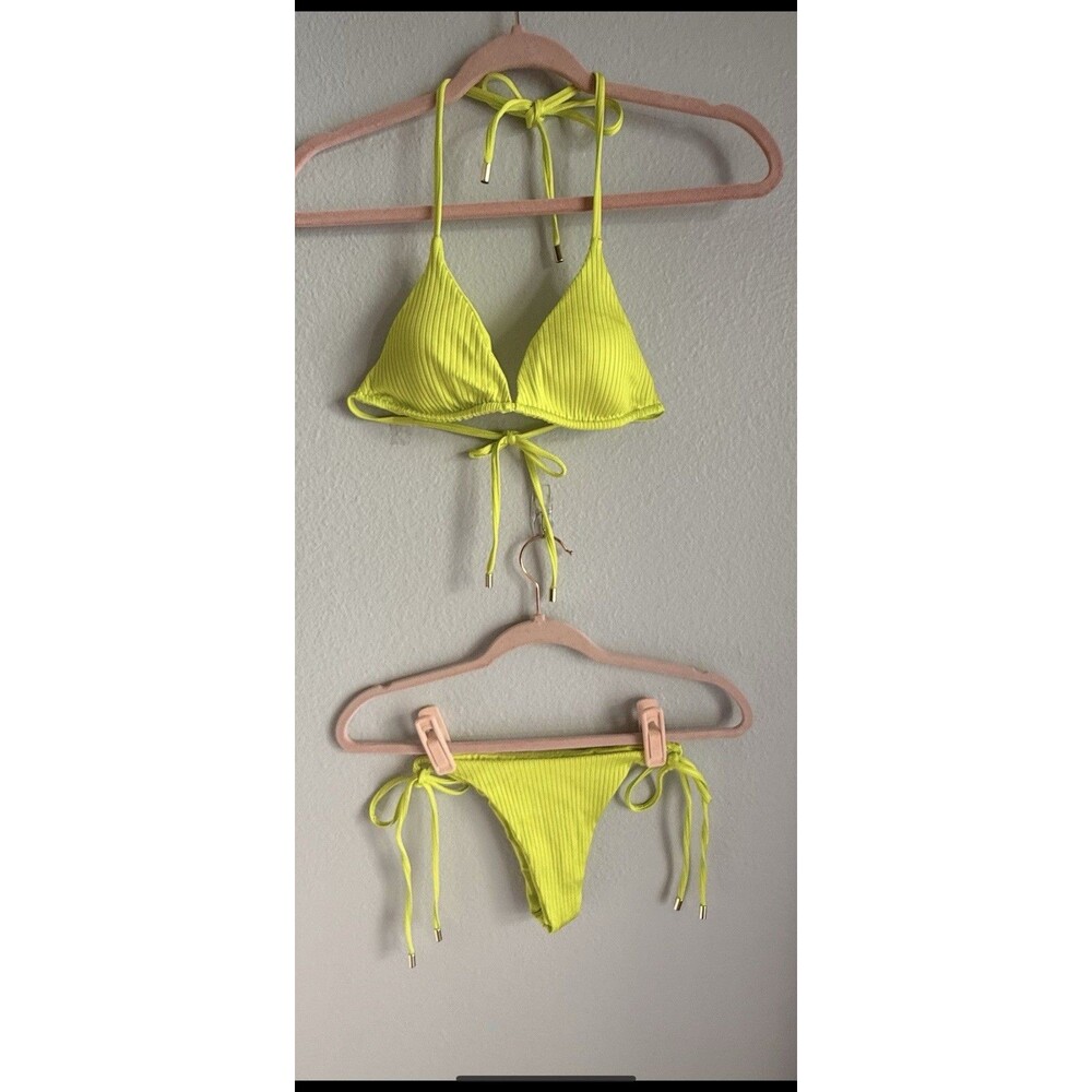 Monday Swimwear Palma Bikini Set